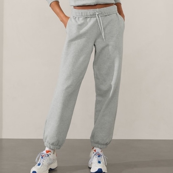 Athleta Pants - NWT ATHLETA • Women's Forever Fleece Jogger Pants Sweats • Grey Heather • Small